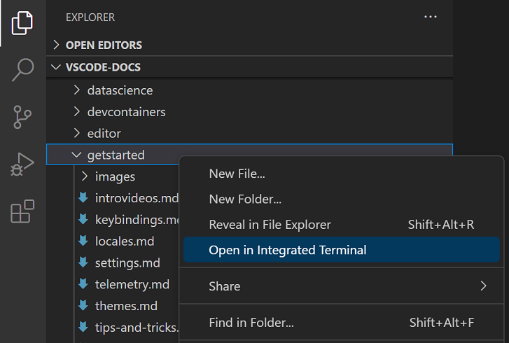 탐색기에서 폴더를 선택하고 컨텍스트 메뉴에 Open in Integrated Terminal 명령이 표시됩니다.